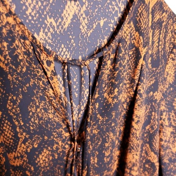 Cabi Womens Career Snake Print Faux Wrap Blouse Medium - Picture 4 of 9